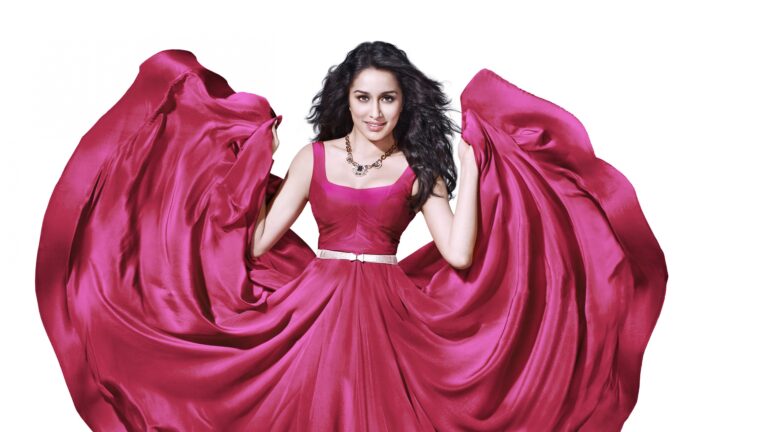 Shraddha Kapoor In Beautiful Pink Dress